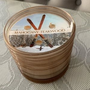 Bath and Body Works Candle, Mahogany Teakwood